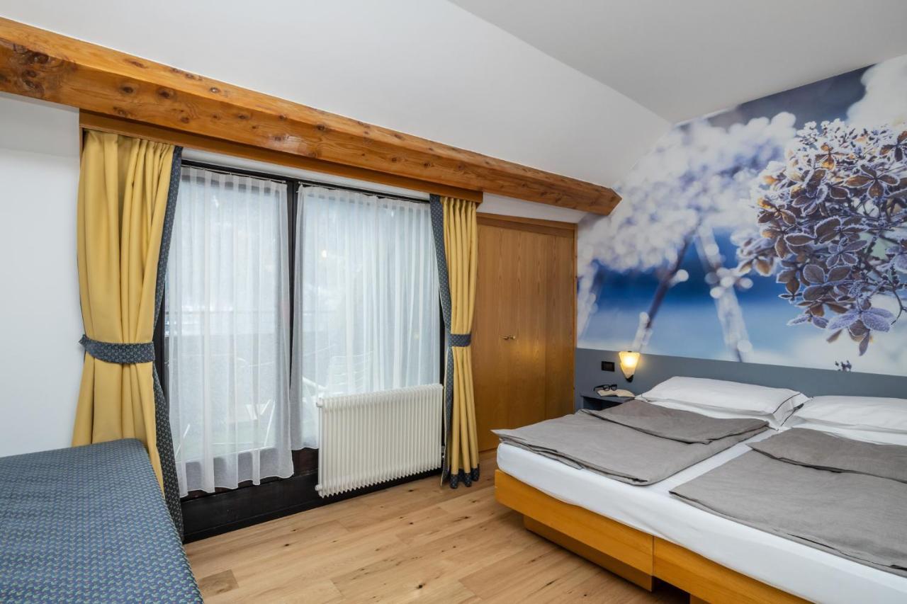 Pippo Hotel Terzolas Esterno foto