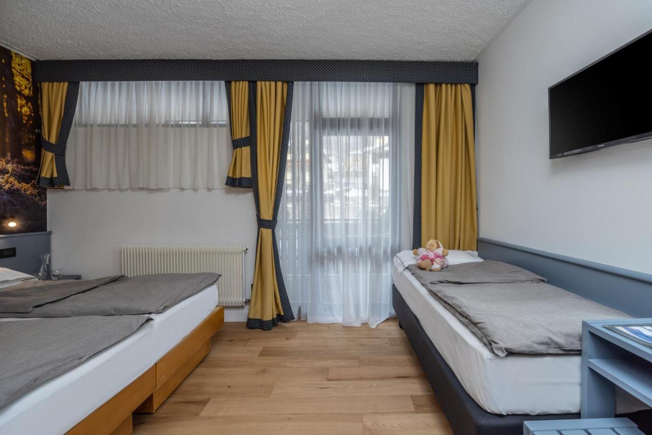 Pippo Hotel Terzolas Esterno foto