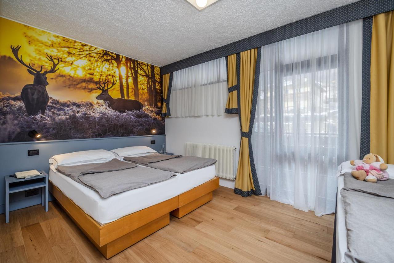 Pippo Hotel Terzolas Esterno foto